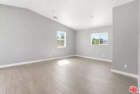 Living - 18060 Walnut St, Hesperia, CA 92345 photo 6 of 12