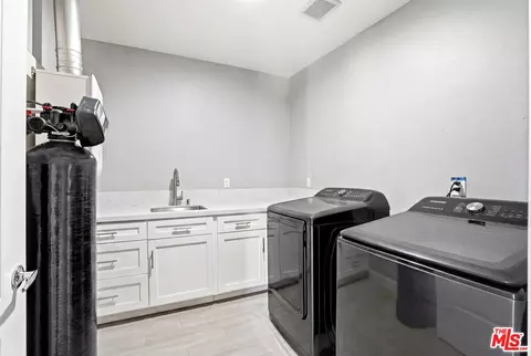 Other - 18060 Walnut St, Hesperia, CA 92345 photo 4 of 9