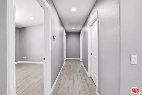 Entry Way - 18060 Walnut St, Hesperia, CA 92345 photo 3 of 3