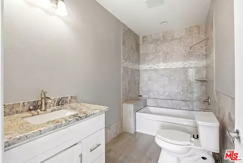 Bath - 18060 Walnut St, Hesperia, CA 92345 photo 1 of 6