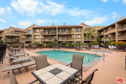 Exterior - 3481 Stancrest Dr #237, Glendale, CA 91208 photo 4 of 7