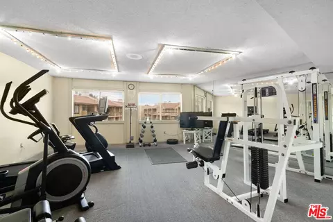 Other - 3481 Stancrest Dr #237, Glendale, CA 91208 photo 5 of 8