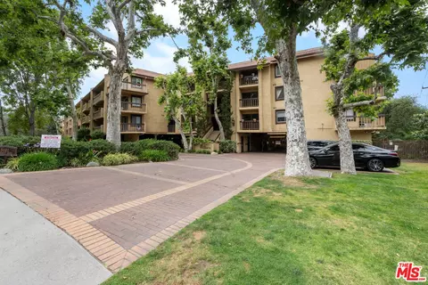 3481 Stancrest Dr #237, Glendale, CA 91208