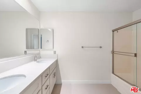Other - 3481 Stancrest Dr #237, Glendale, CA 91208 photo 3 of 8