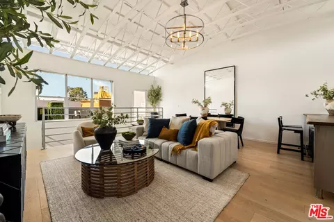 630 Rose Ave #5, Venice, CA 90291