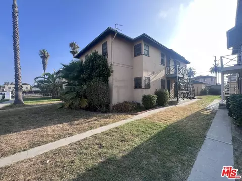 6130 S Hobart Blvd, Los Angeles, CA 90047
