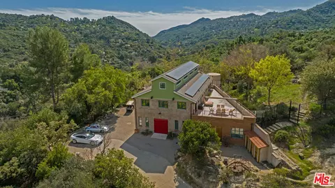 635 Greenleaf Canyon Blvd, Topanga, CA 90290