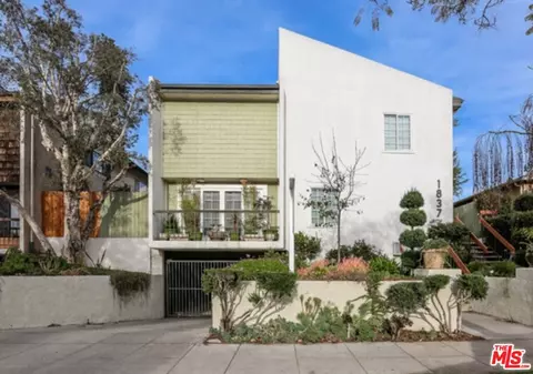 1837 11th St #3, Santa Monica, CA 90404