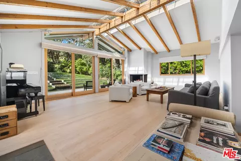 Living - 31226 Bailard Rd, Malibu, CA 90265 photo 1 of 3
