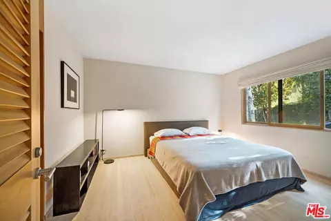 Bedroom - 31226 Bailard Rd, Malibu, CA 90265 photo 6 of 8