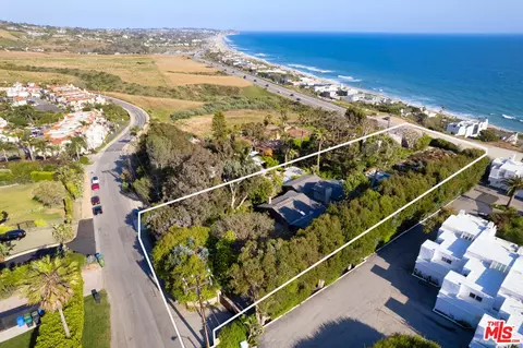 View/Area - 31226 Bailard Rd, Malibu, CA 90265 photo 1 of 3