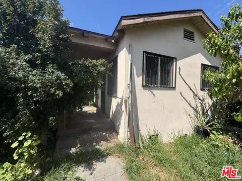 1433 W 96th St, Los Angeles, CA 90047