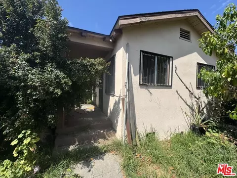 1433 W 96th St, Los Angeles, CA 90047