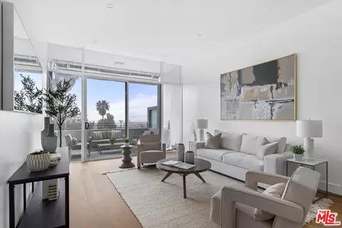 16601 Marquez Ave #302, Pacific Palisades, CA 90272