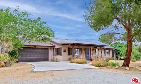 6942 Sunnyhill Rd, Joshua Tree, CA 92252