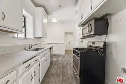 7072 Owens St, Tujunga, CA 91042 photo 16