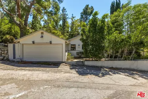 7072 Owens St, Tujunga, CA 91042 photo 1