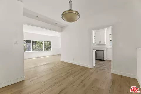 7072 Owens St, Tujunga, CA 91042