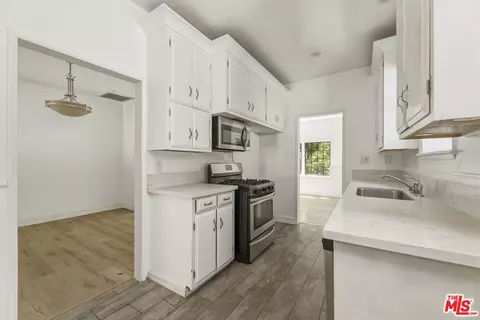 7072 Owens St, Tujunga, CA 91042 photo 18