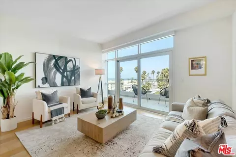 1705 Ocean Ave #502, Santa Monica, CA 90401