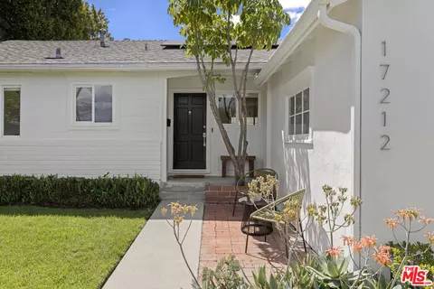 17212 Bullock St, Encino, CA 91316