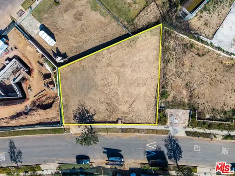 746 Alma Real Dr, Pacific Palisades, CA 90272