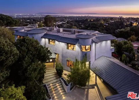 1799 Correa Way, Los Angeles, CA 90049