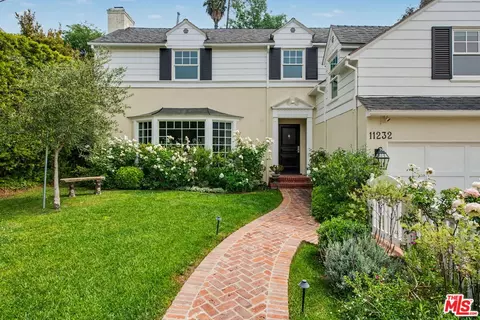 11232 Cashmere St, Los Angeles, CA 90049