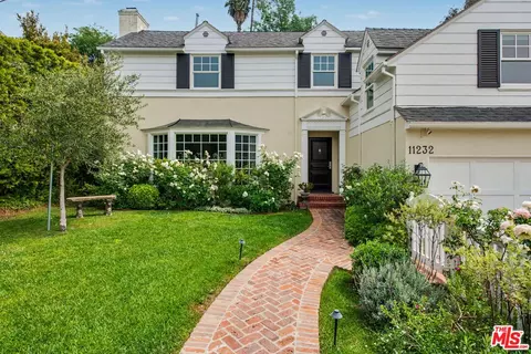 11232 Cashmere St, Los Angeles, CA 90049