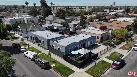 1700 W 60th St, Los Angeles, CA 90047