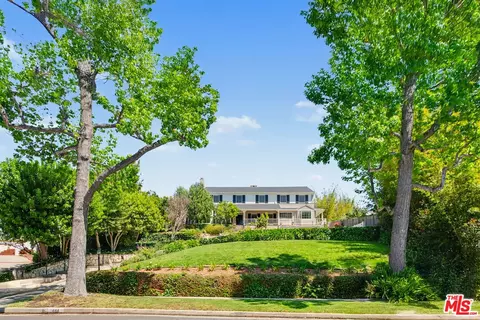 444 Loring Ave, Los Angeles, CA 90024