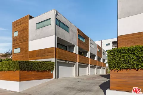 860 S Wilton Pl, Los Angeles, CA 90005
