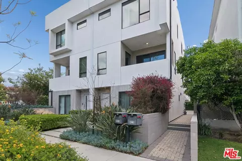 4218 Gentry Ave, Studio City, CA 91604