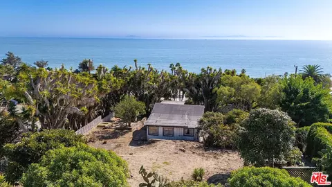 2482 Shelby St, Summerland, CA 93067