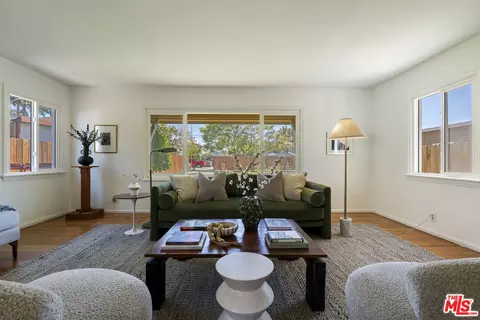 1113 Palms Blvd, Venice, CA 90291