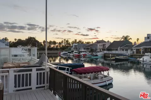View/Area - 4555 Falkirk Bay Bay, Oxnard, CA 93035 photo 2 of 5