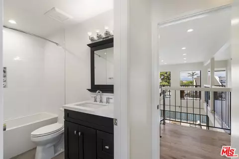 Entry Way - 4555 Falkirk Bay Bay, Oxnard, CA 93035 photo 3 of 3