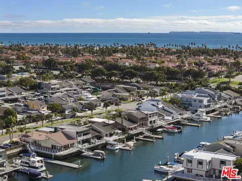 View/Area - 4555 Falkirk Bay Bay, Oxnard, CA 93035 photo 3 of 5