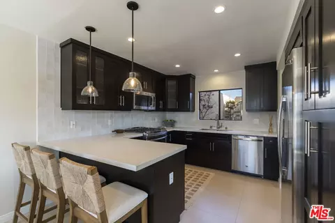 Kitchen - 4555 Falkirk Bay Bay, Oxnard, CA 93035 photo 1 of 2
