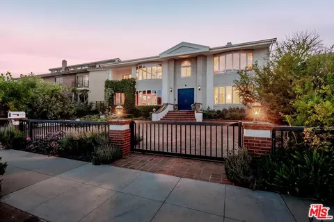 143 Marguerita Ave, Santa Monica, CA 90402