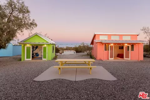3925 Valley Vista Ave, Yucca Valley, CA 92284