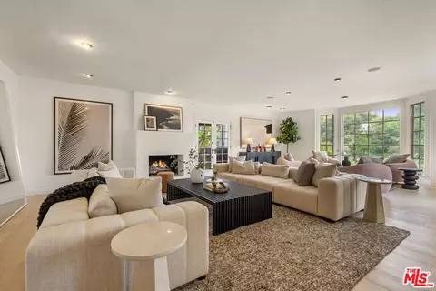 9315 Beverly Crest Dr, Beverly Hills, CA 90210
