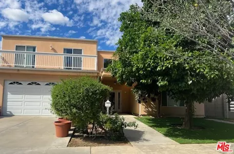 17355 Lemac St, Northridge, CA 91325