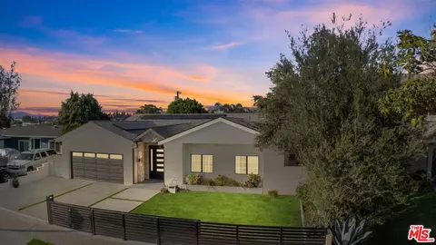 5845 W 74th St, Los Angeles, CA 90045