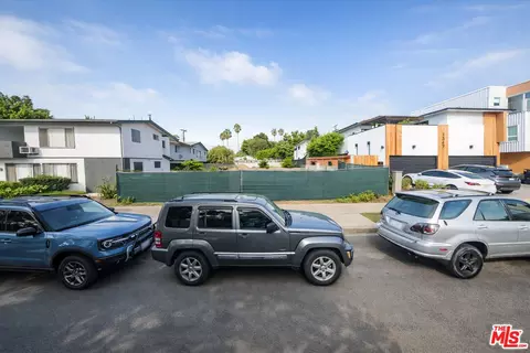 1341 N Stanley Ave, Los Angeles, CA 90046