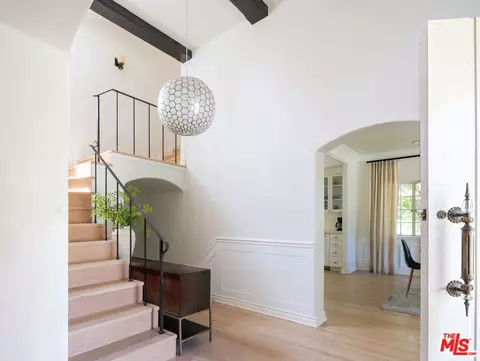 Entry Way - 690 Westgate St, Pasadena, CA 91103 photo 1 of 1