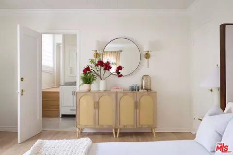 Bedroom - 690 Westgate St, Pasadena, CA 91103 photo 2 of 4