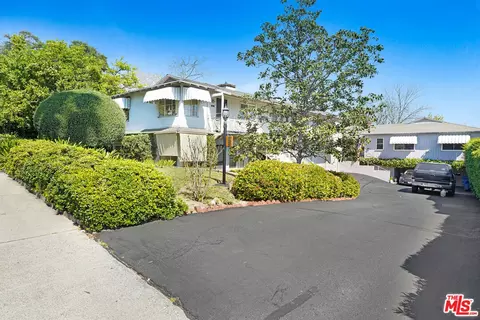 156 N Baldwin Ave, Sierra Madre, CA 91024