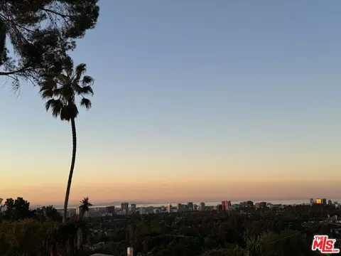 9926 Beverly Grove Dr, Beverly Hills, CA 90210