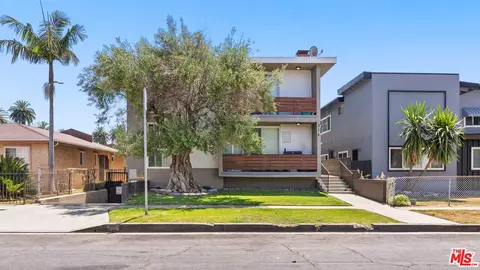 714 Myrtle Ave, Inglewood, CA 90301